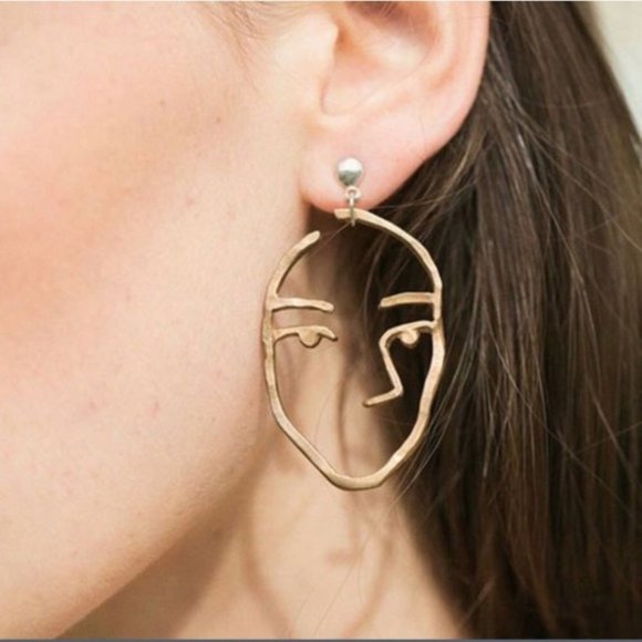 Zara Jewelry - Gold Zara Earrings